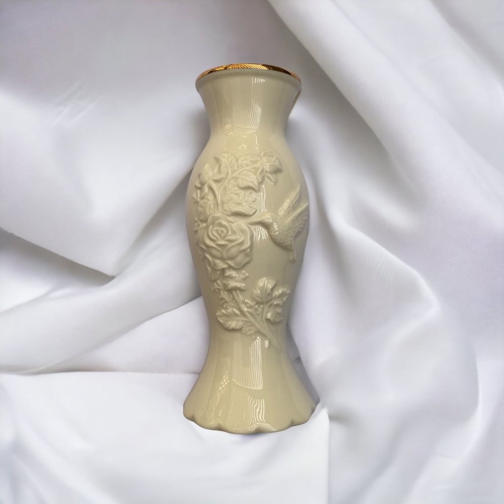 LENOX China Cream Gold Hummingbird Floral Bud Vase 6"